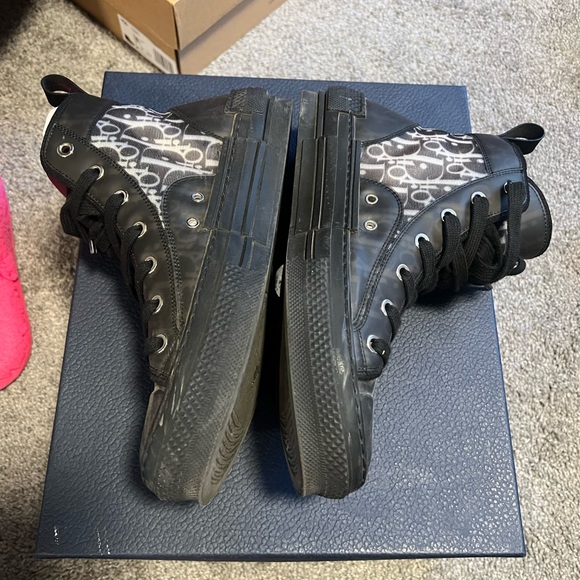 DIOR B23 HIGH-TOP SNEAKER (Authentic) - Picture 4 of 9